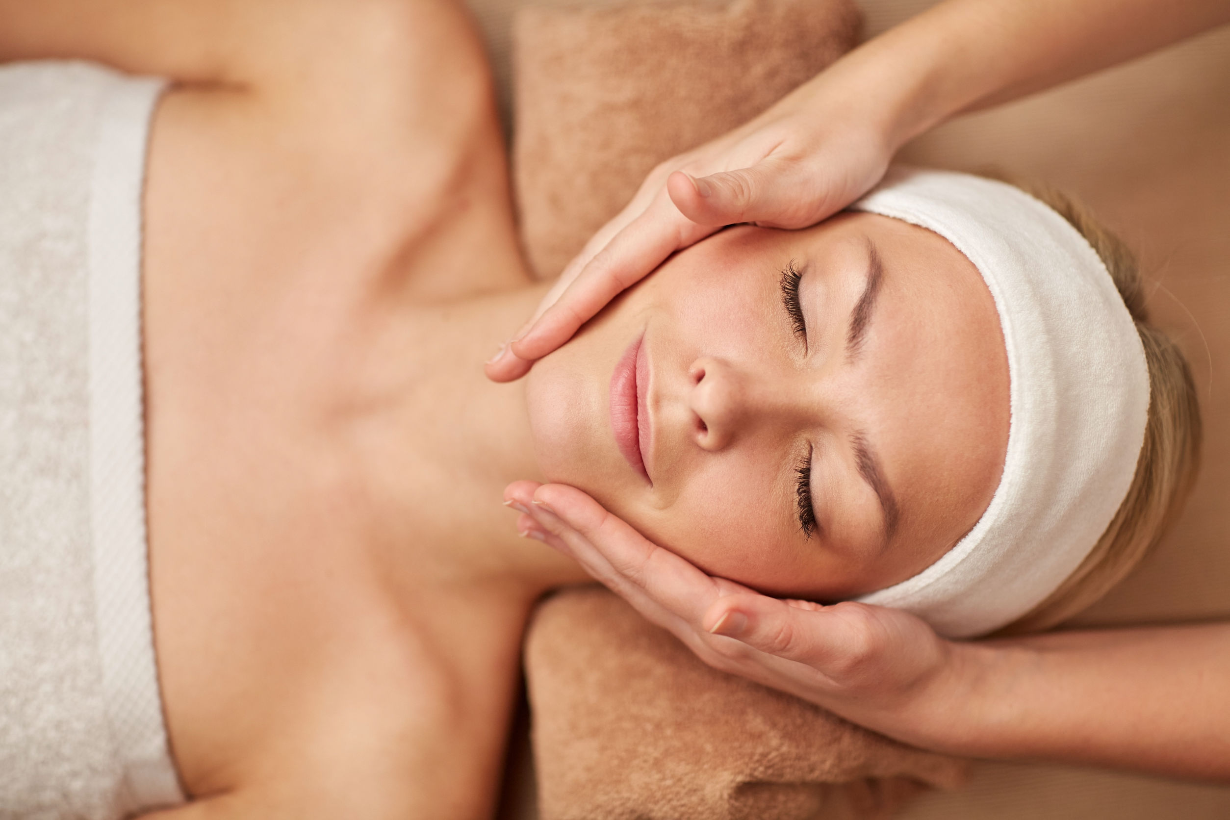 Arrangement "Haarlem" met keuze Heart Of The Ocean Facial Treatment