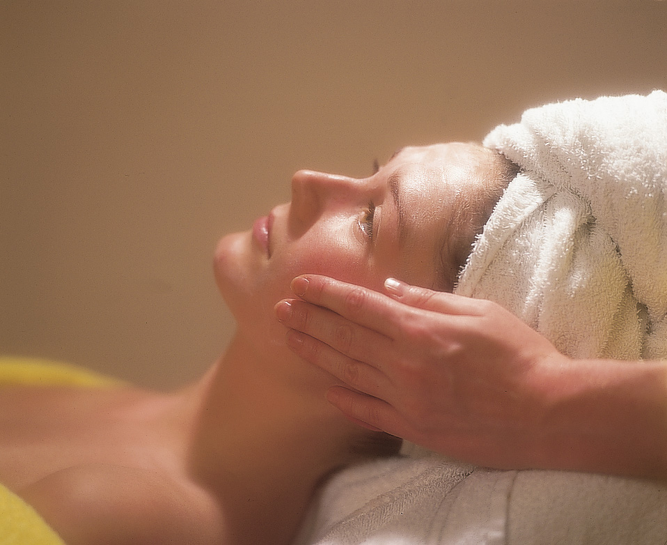 Collagen Smooth Facial 